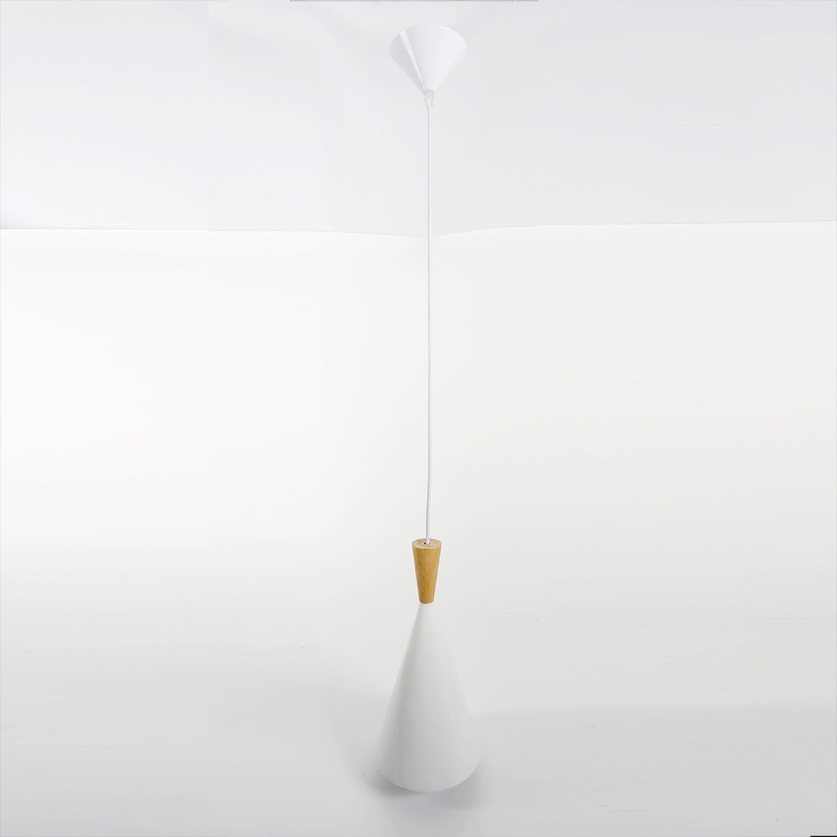 Jule - Moderne Eisen-Pendelleuchte